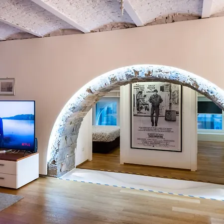 Simon's House Apartment *